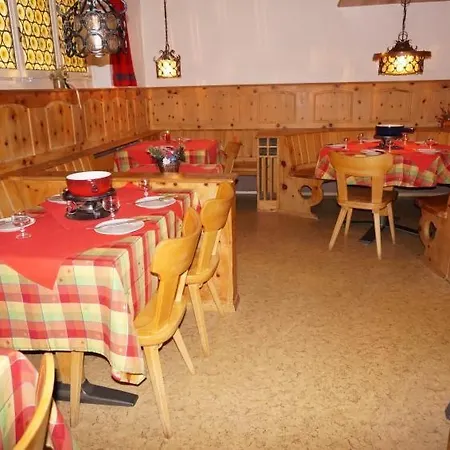 Lägenhet Paradies 04 Arosa